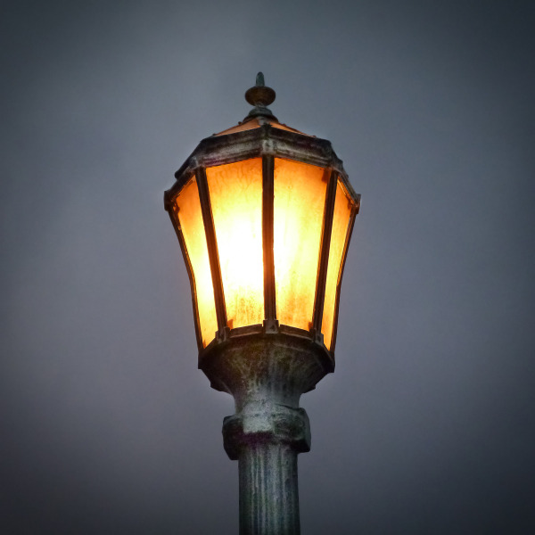 lampost-20170211-02B